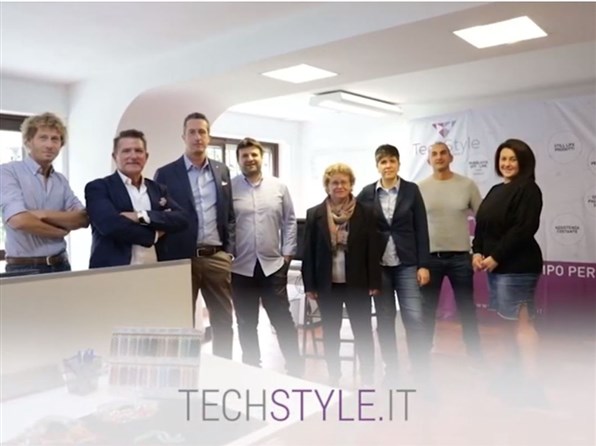 Poco meno di 2 minuti, per presentarvi Tech Style!